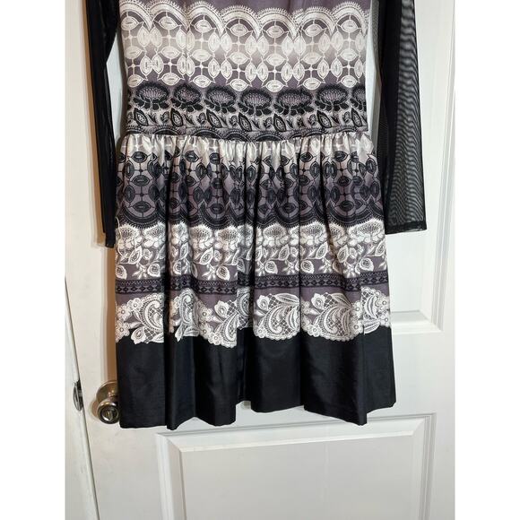 Eliza J Cocktail Dress Size 6 Purple Floral Mesh Sleeves Fit & Flare Whimsygoth - Picture 3 of 8